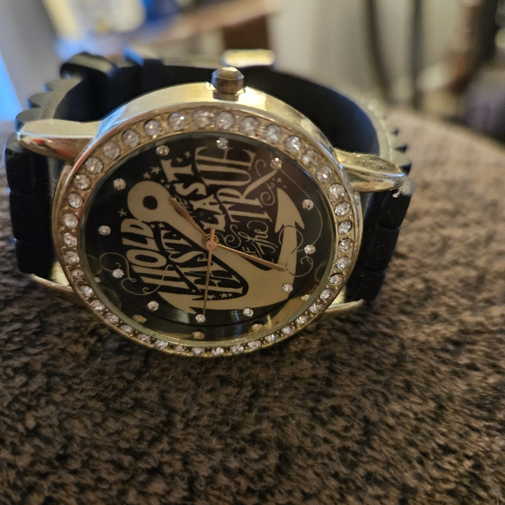 Watch - Picture 2 of 5